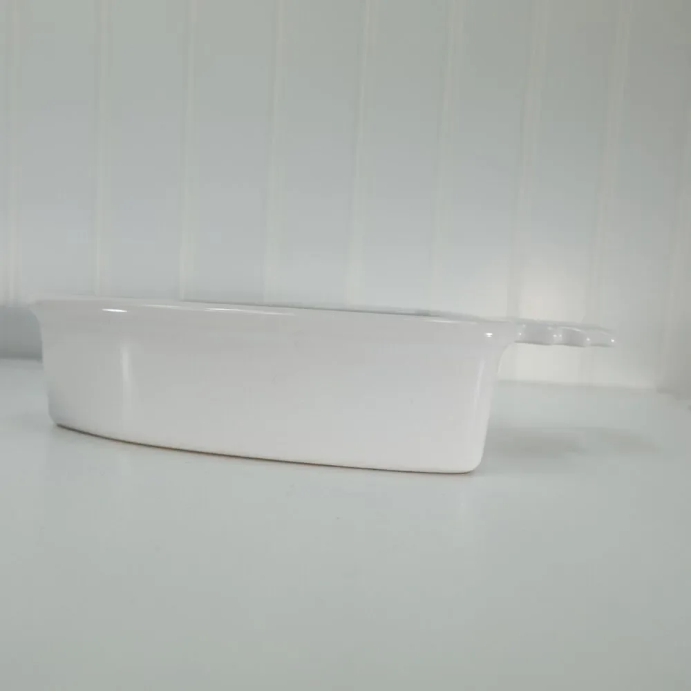 Chantal White Baking Dish Carrot Shape 1 Cup